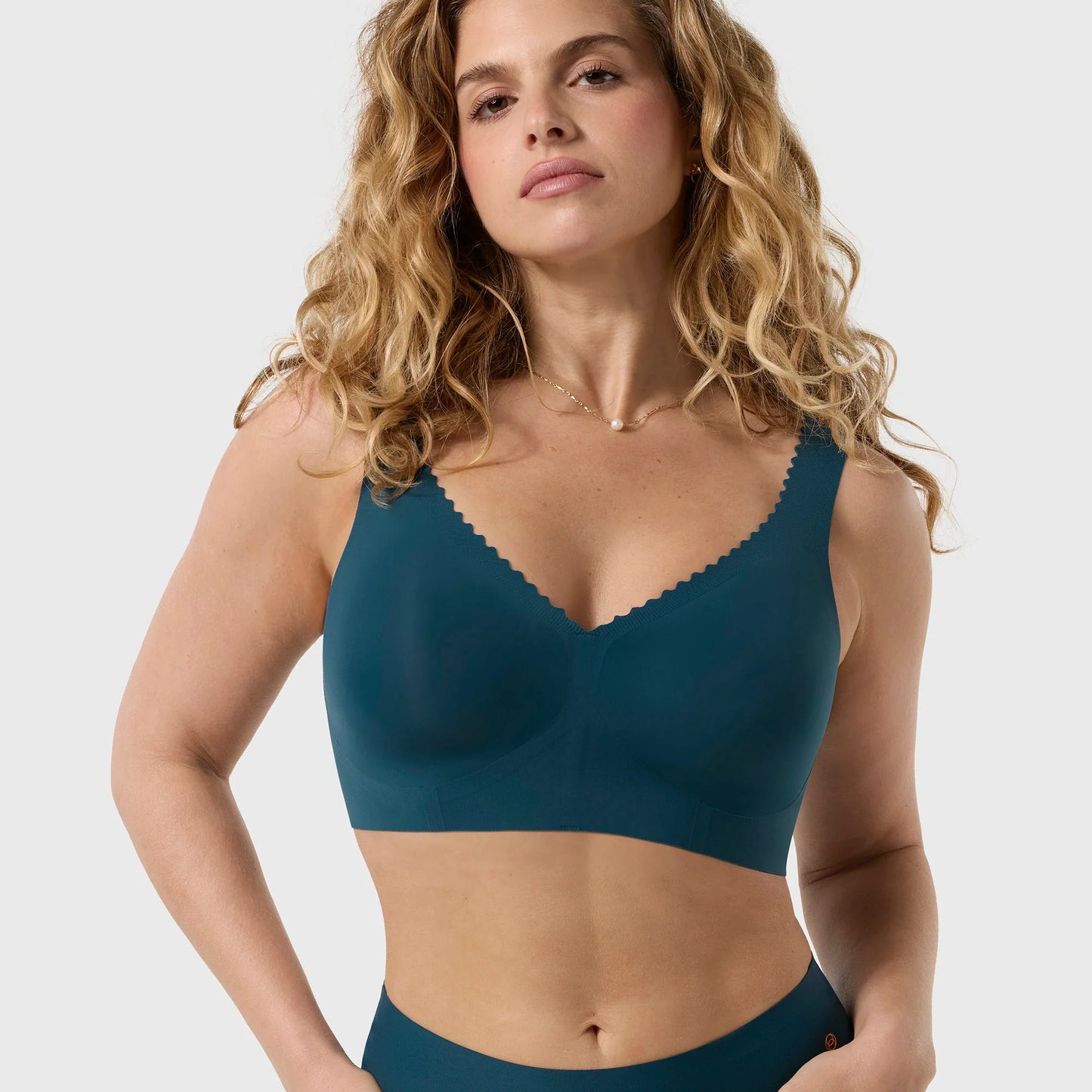 Evelyn Bra