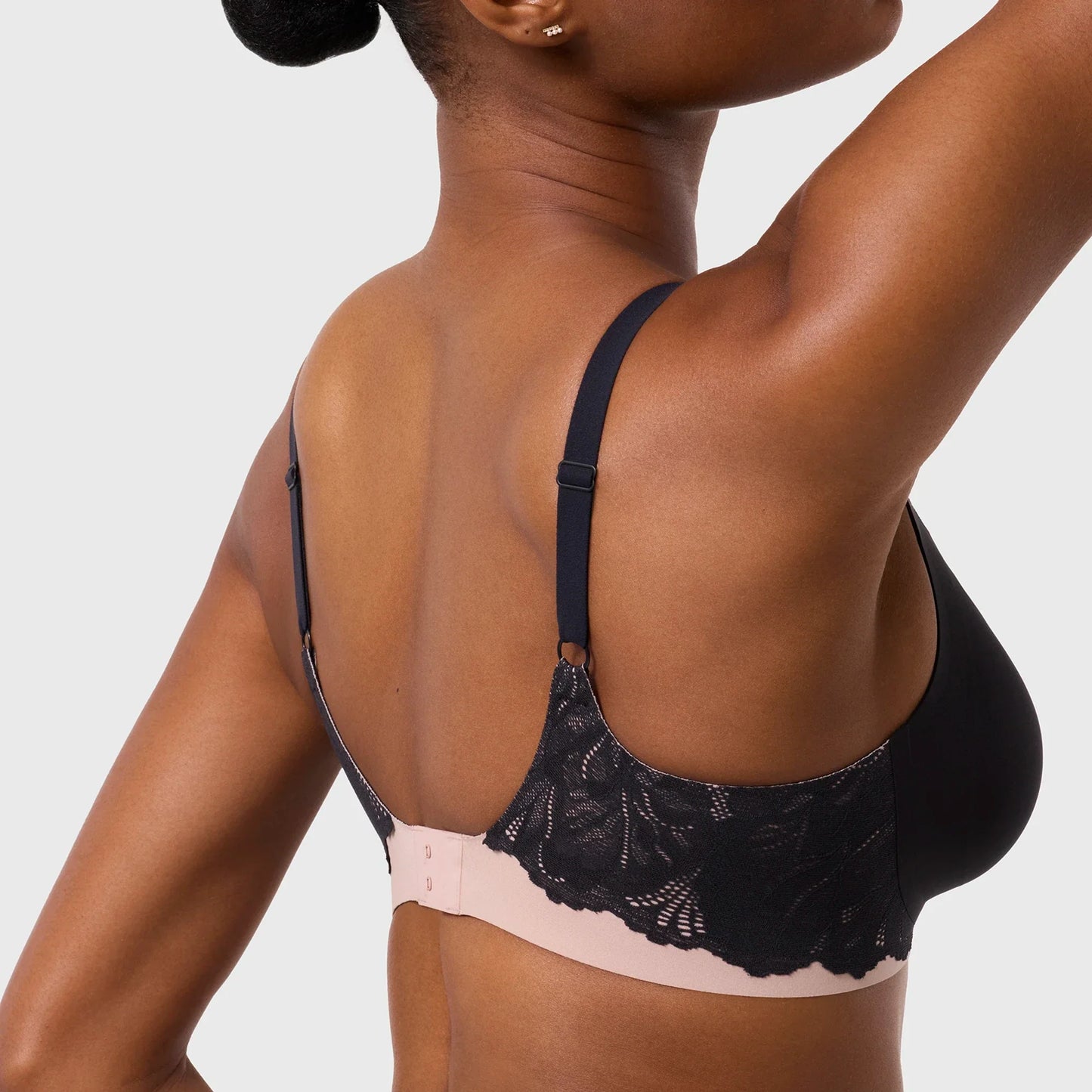 Smooth Lace Beyond Bra