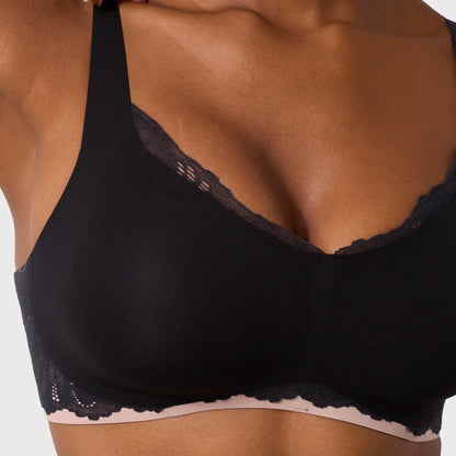 Smooth Lace Beyond Bra