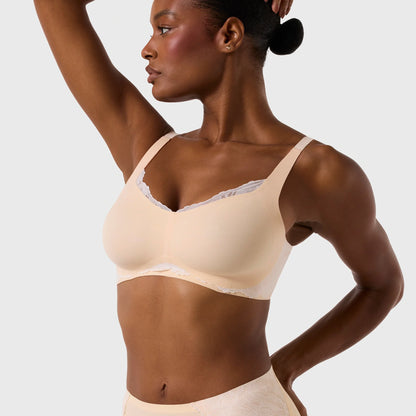 Smooth Lace Beyond Bra