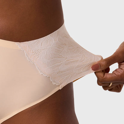 Smooth Lace High-Waisted Retro Bikini